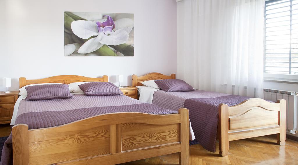 Guesthouse Rutar Rupa Quarto foto
