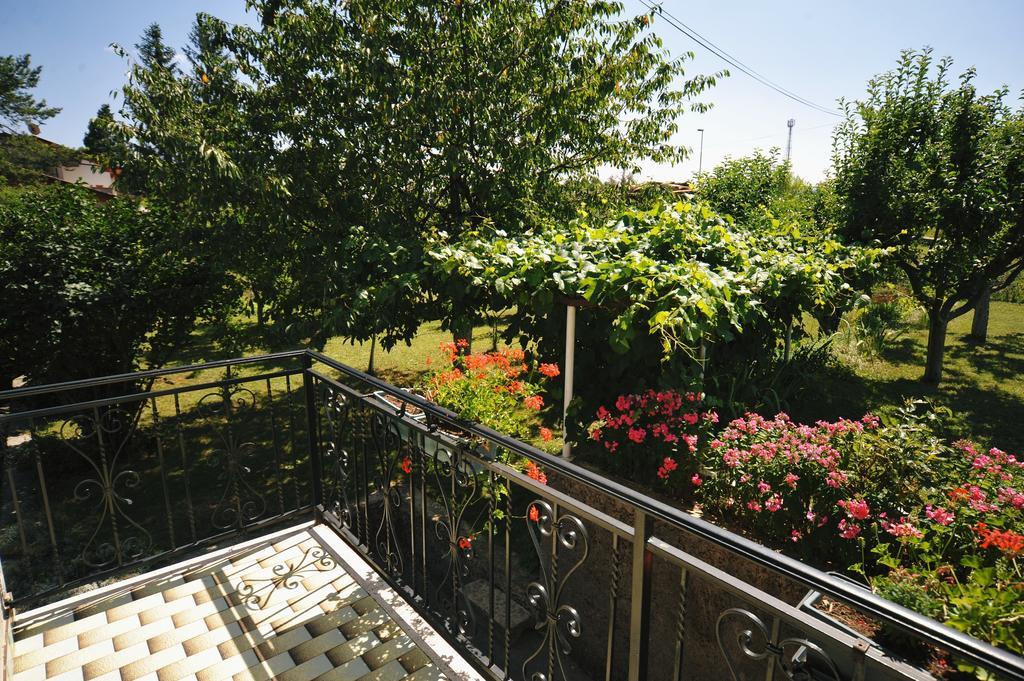 Guesthouse Rutar Rupa Quarto foto